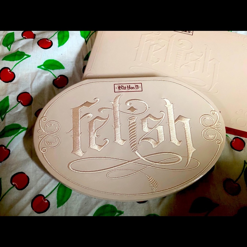 Kat Von D Fetish Blush Palette